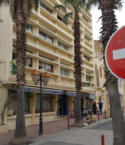 Le Richelieu 2* لو بولو